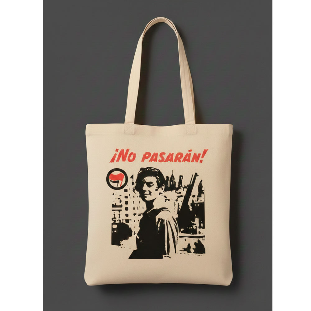 Tote bag color crudo con diseño antifascista ¡No Pasarán! y logo de Acción Antifascista.