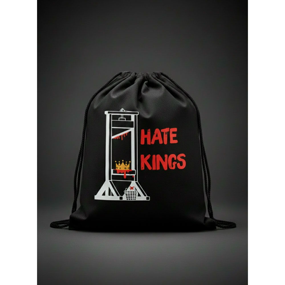 Mochila de cuerdas negra Ouh Rebel con diseño de guillotina y lema Hate Kings en rojo y blanco.