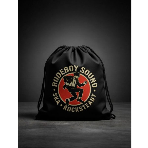 Mochila de cuerdas negra Ouh Rebel con diseño Rudeboy Sound Ska y Rocksteady y logotipo 2-Tone.